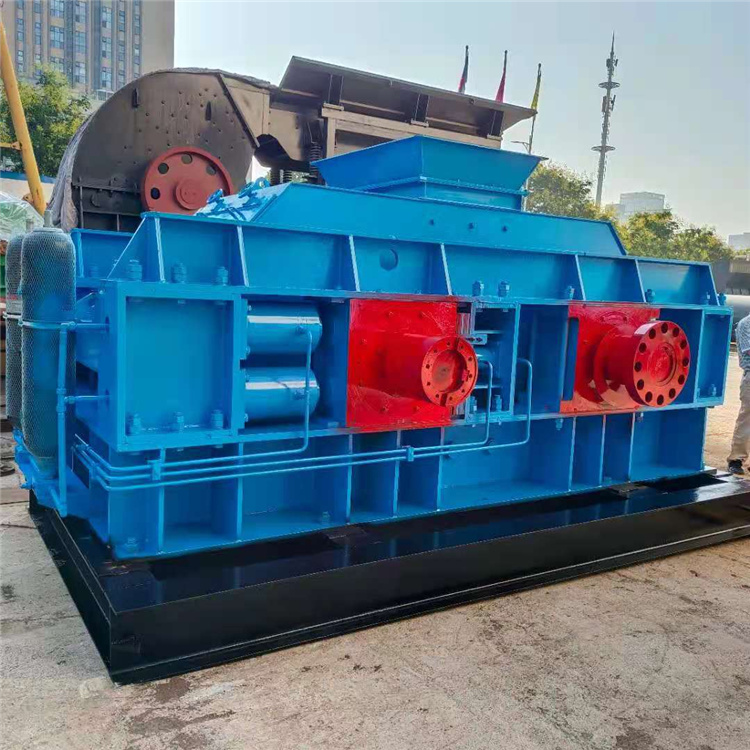 檢測對輥砂石破碎機好壞的技巧